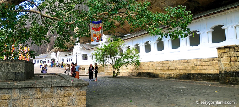 Dambulla Cave Temple