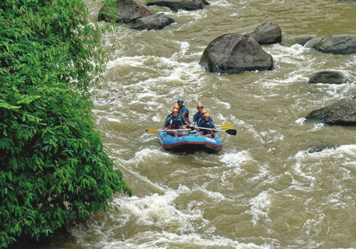 white water rafting at Kitulgala